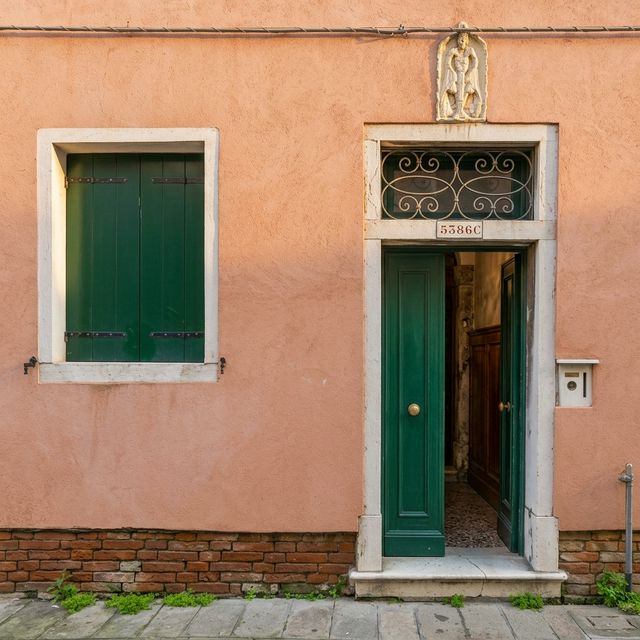 Venetian palazzo in Cannaregio neighborhood, BRW House area